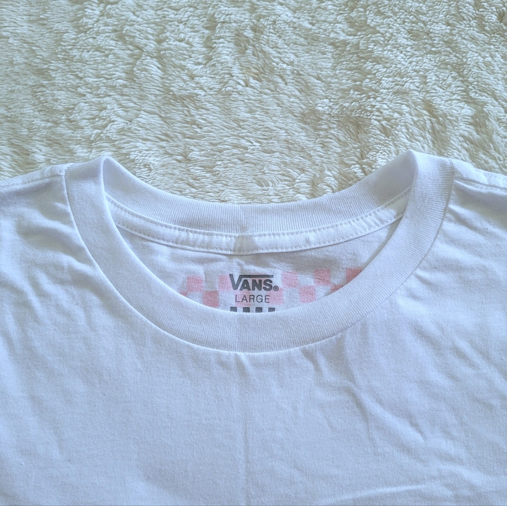 VANS🛹 "Trecker" Tee👕 - NWT - Picture 4 of 15